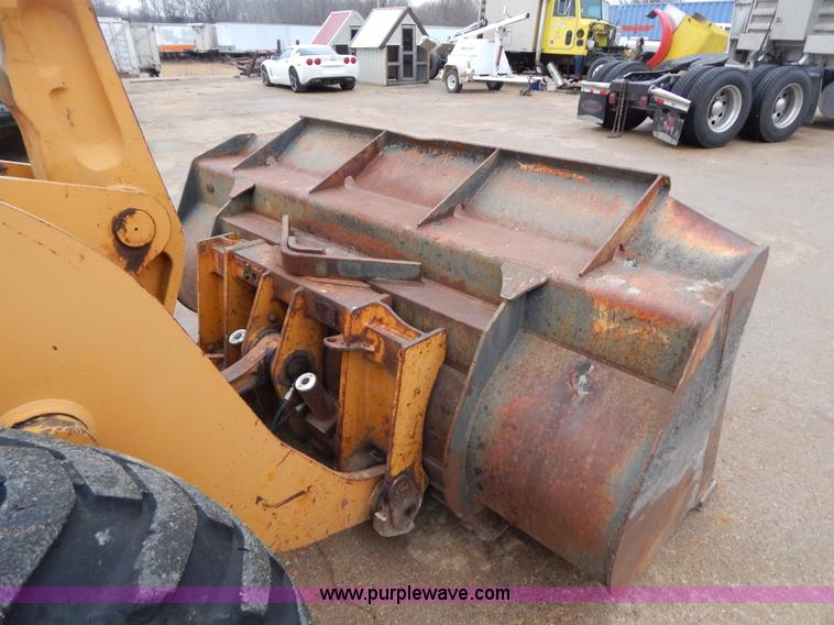 image for item I1193 1999 Case 621C wheel loader