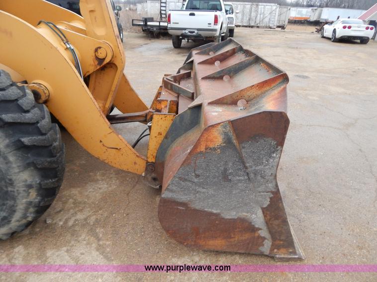 image for item I1193 1999 Case 621C wheel loader