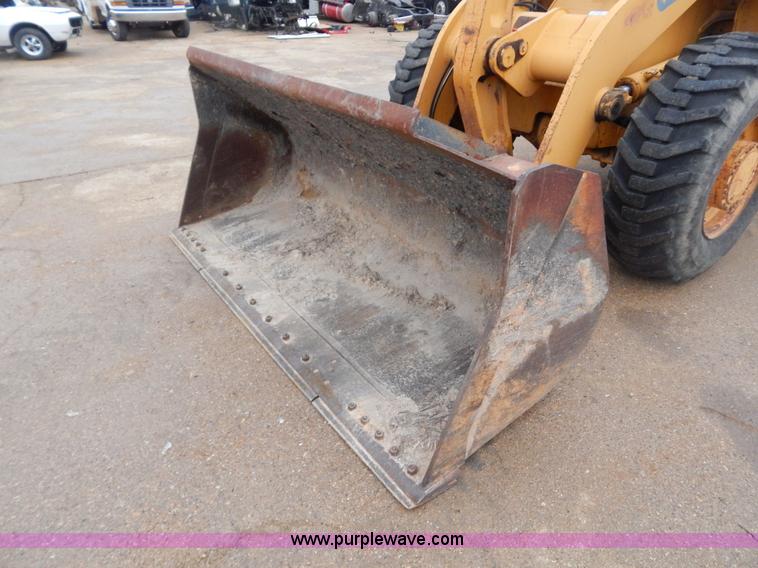 image for item I1193 1999 Case 621C wheel loader