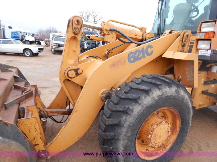 image for item I1193 1999 Case 621C wheel loader