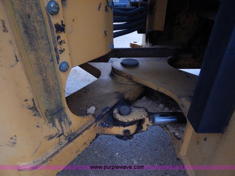 image for item I1193 1999 Case 621C wheel loader