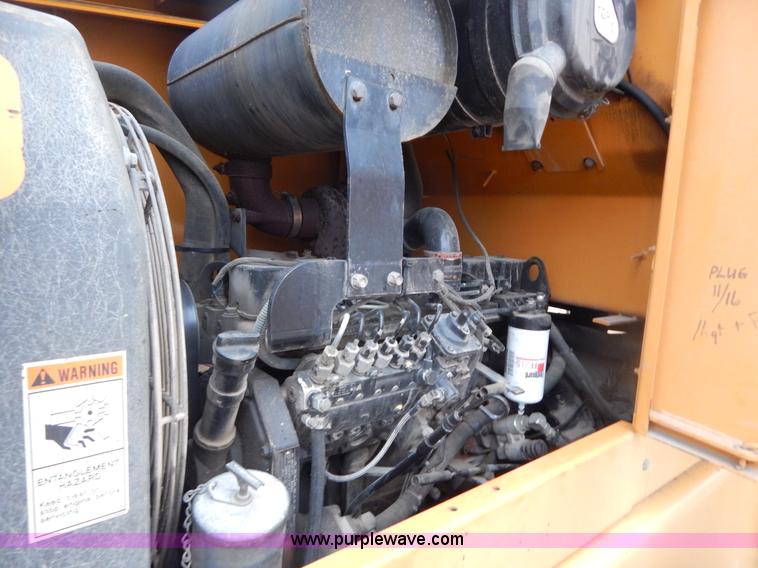 image for item I1193 1999 Case 621C wheel loader