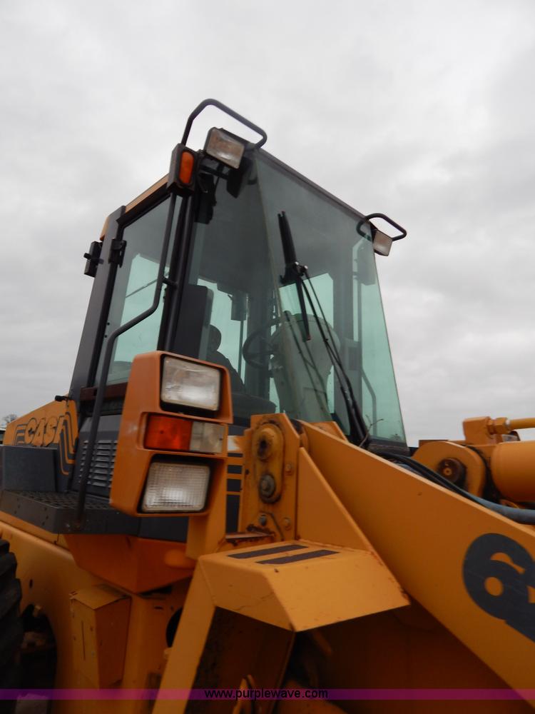 image for item I1193 1999 Case 621C wheel loader