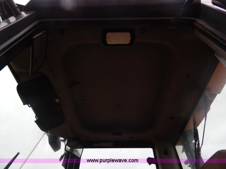 image for item I1193 1999 Case 621C wheel loader