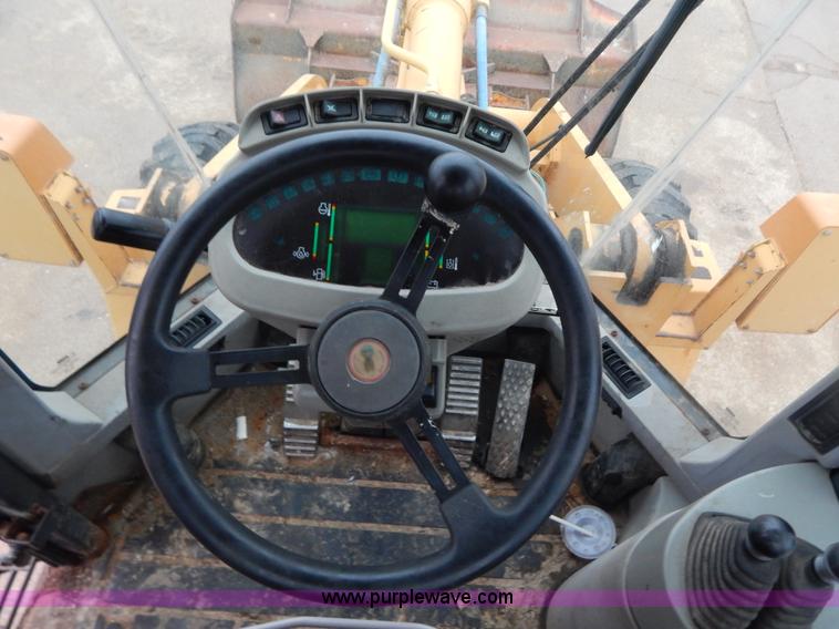 image for item I1193 1999 Case 621C wheel loader