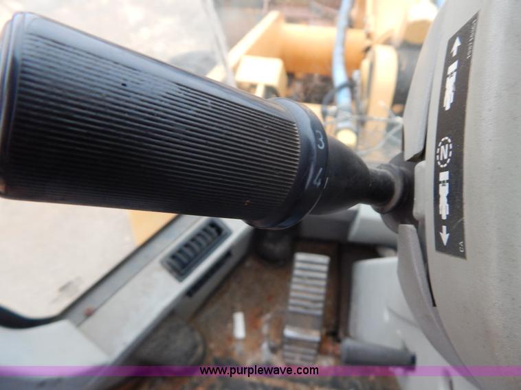 image for item I1193 1999 Case 621C wheel loader