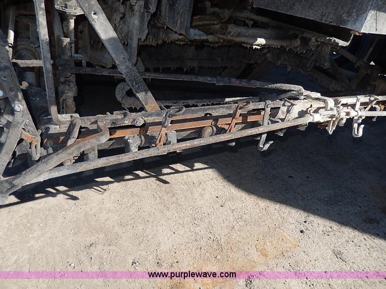 image for item I3748 1990 GMC TopKick tar applicator truck