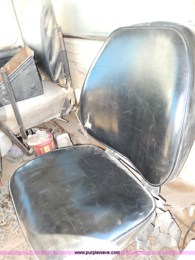 image for item I3749 1973 Mack DM600 water truck