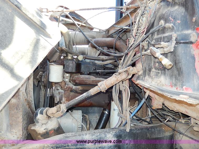 image for item I3749 1973 Mack DM600 water truck