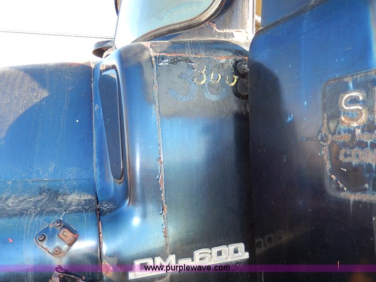 image for item I3749 1973 Mack DM600 water truck