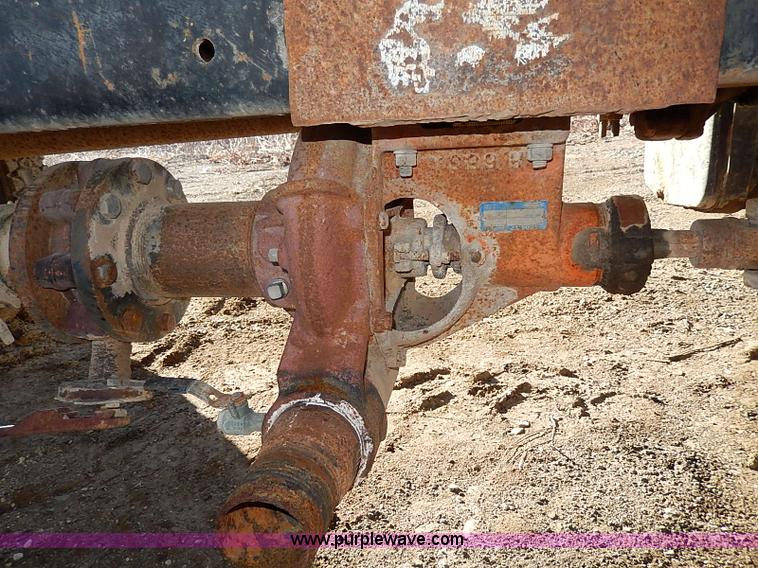 image for item I3749 1973 Mack DM600 water truck