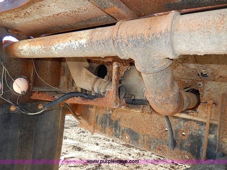 image for item I3749 1973 Mack DM600 water truck