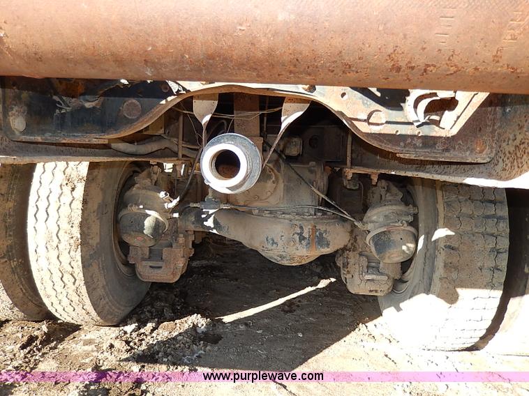 image for item I3749 1973 Mack DM600 water truck