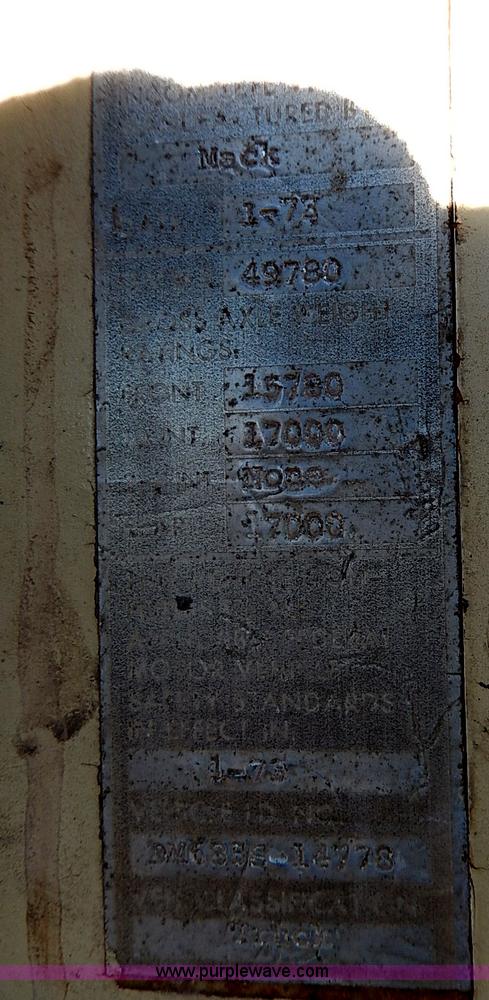 image for item I3749 1973 Mack DM600 water truck