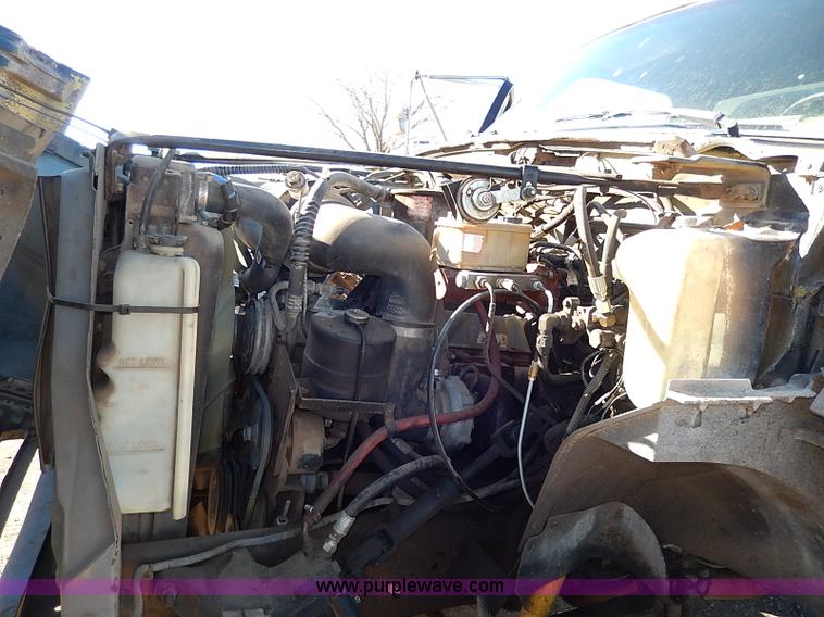 image for item I3750 1989 Ford F700 Custom Cab dump bed truck