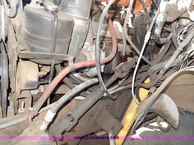 image for item I3750 1989 Ford F700 Custom Cab dump bed truck