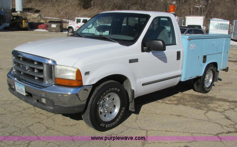 image for item I4195 1999 Ford F250 Super Duty XL utility truck