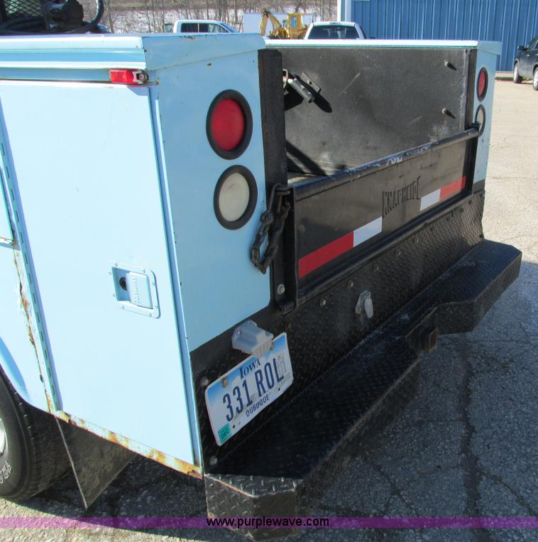 image for item I4195 1999 Ford F250 Super Duty XL utility truck