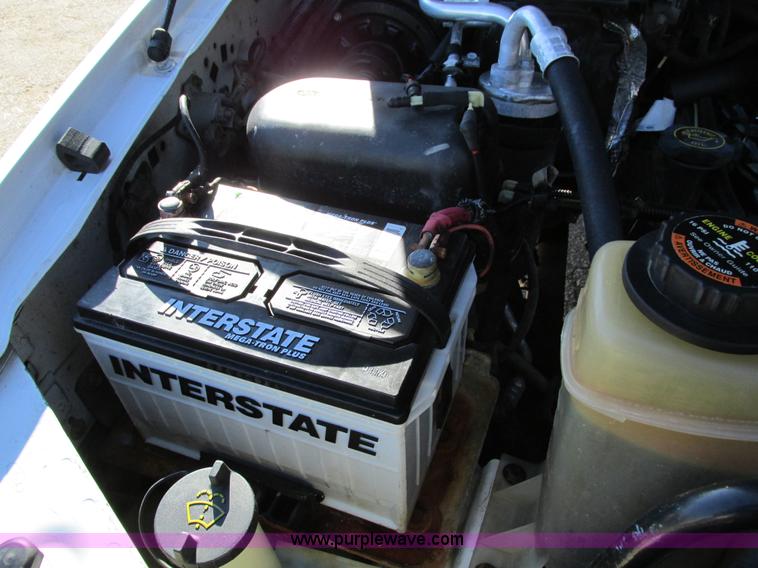 image for item I4195 1999 Ford F250 Super Duty XL utility truck