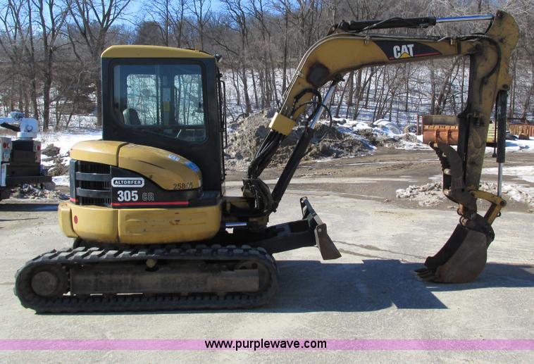image for item I4197 2005 Caterpillar 305CR mini excavator