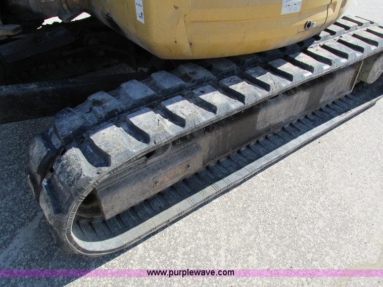 image for item I4197 2005 Caterpillar 305CR mini excavator