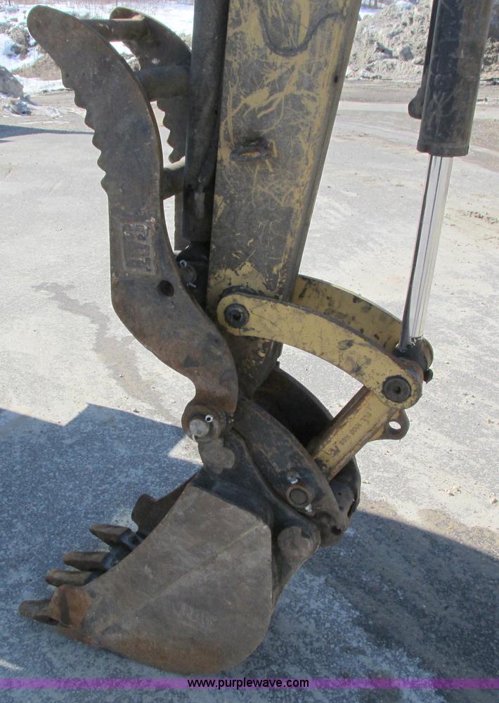 image for item I4197 2005 Caterpillar 305CR mini excavator