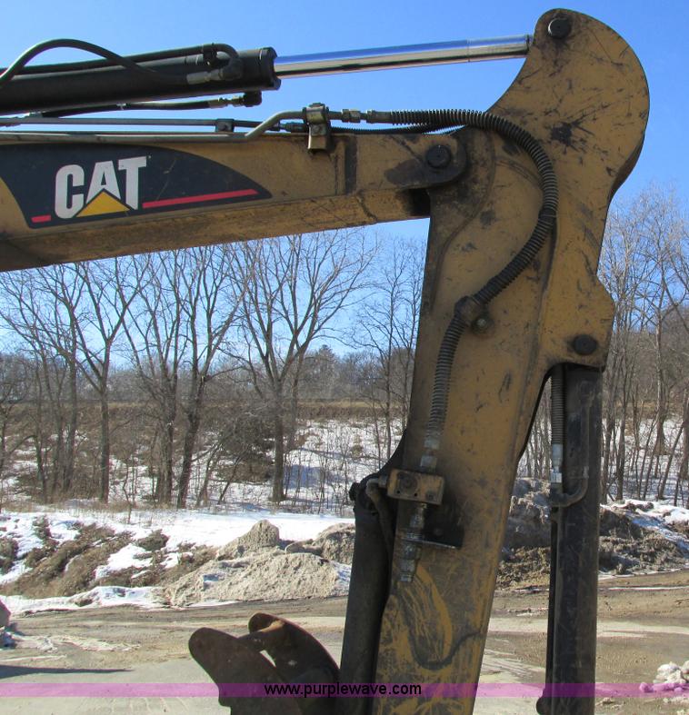 image for item I4197 2005 Caterpillar 305CR mini excavator