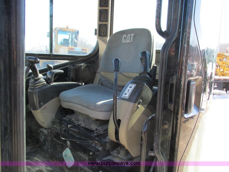image for item I4197 2005 Caterpillar 305CR mini excavator
