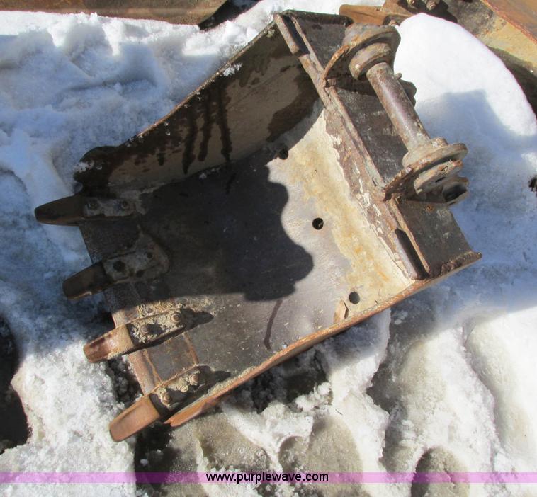 image for item I4197 2005 Caterpillar 305CR mini excavator