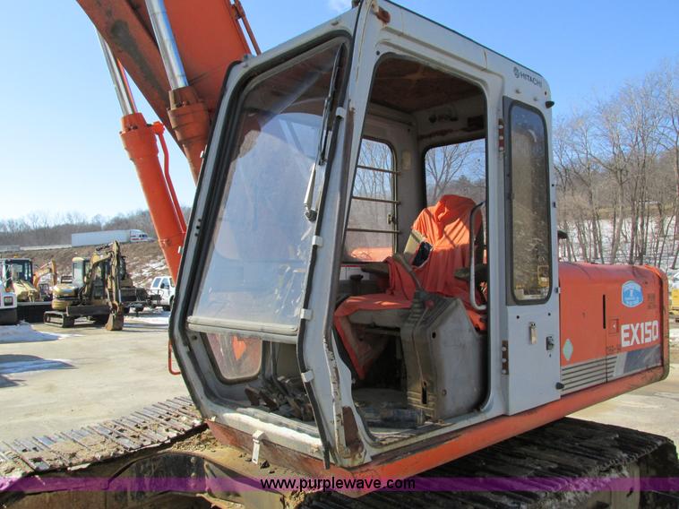 image for item I4198 1994 Hitachi EX150 excavator