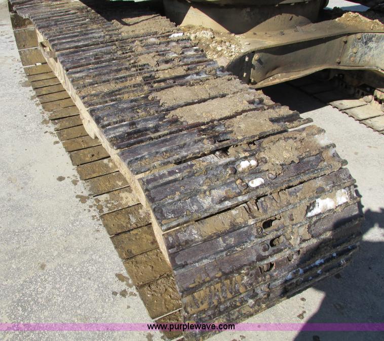 image for item I4198 1994 Hitachi EX150 excavator