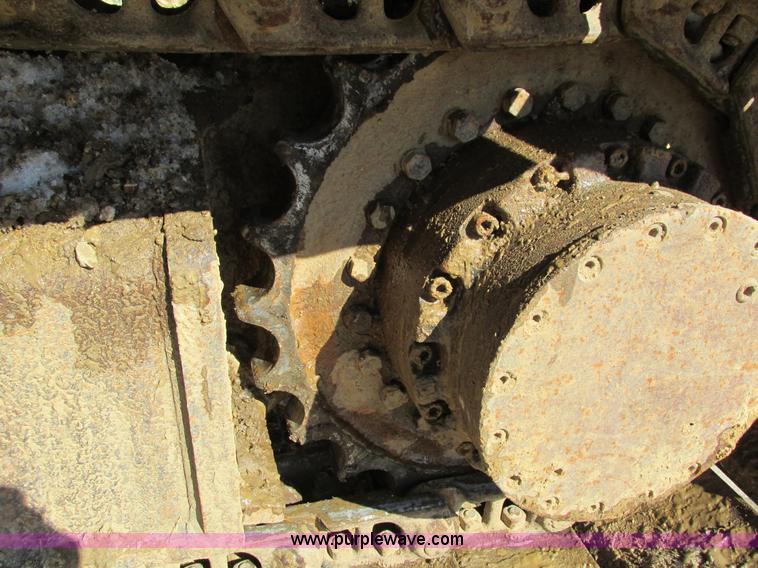 image for item I4198 1994 Hitachi EX150 excavator