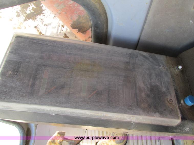 image for item I4198 1994 Hitachi EX150 excavator