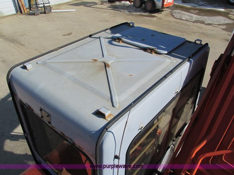 image for item I4198 1994 Hitachi EX150 excavator