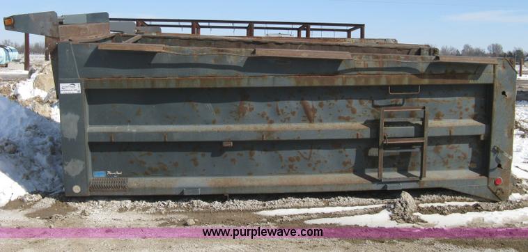 image for item I5622 2003 Warren WFL651-15 dump bed