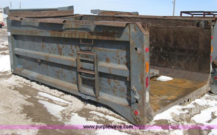image for item I5622 2003 Warren WFL651-15 dump bed