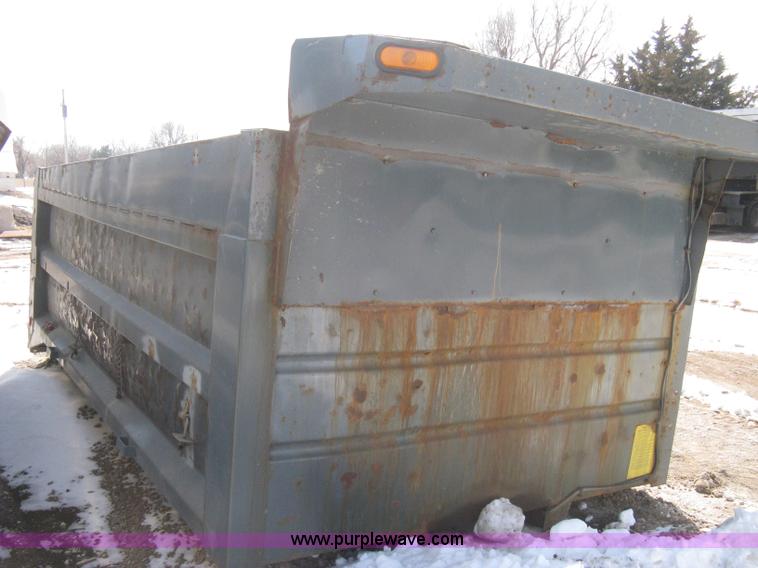 image for item I5622 2003 Warren WFL651-15 dump bed