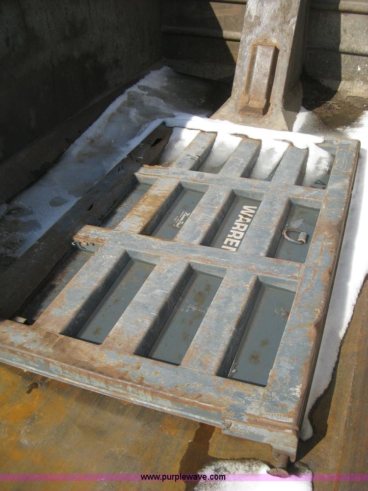 image for item I5622 2003 Warren WFL651-15 dump bed