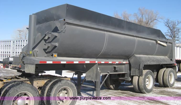 image for item I5626 1999 Stec barrel dump trailer