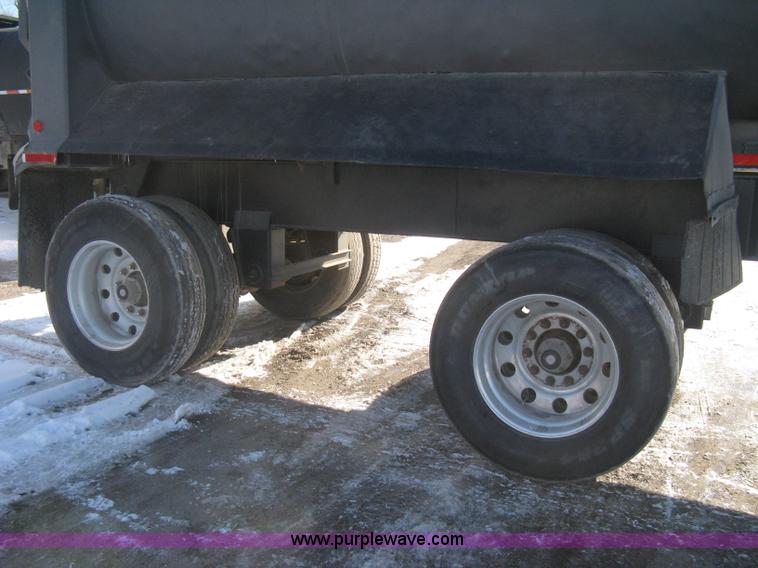 image for item I5626 1999 Stec barrel dump trailer