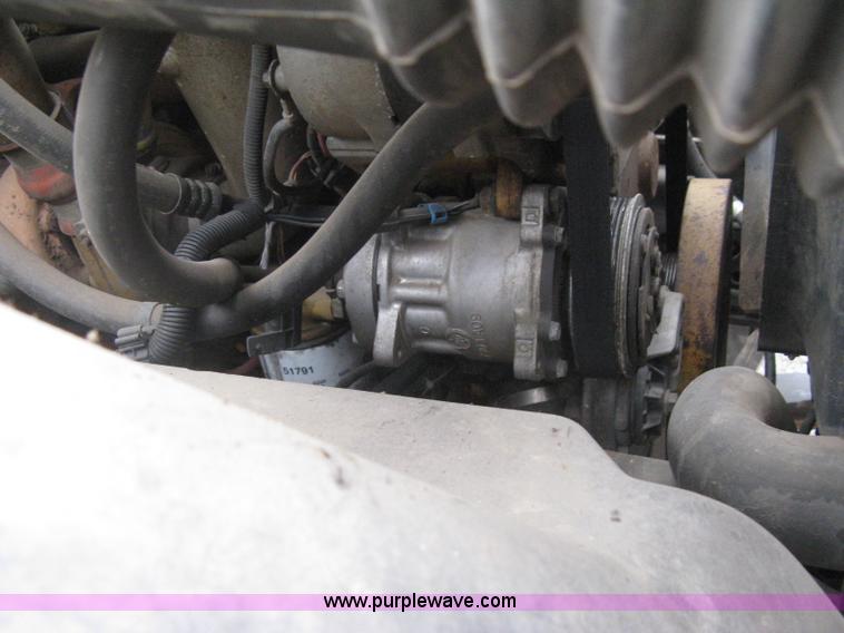 image for item I5629 1993 Chevrolet Kodiak Crew Cab service truck