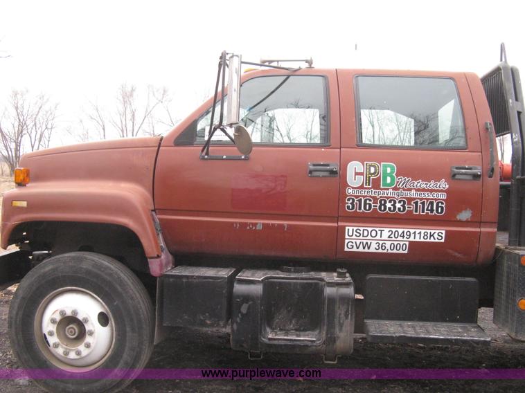 image for item I5629 1993 Chevrolet Kodiak Crew Cab service truck