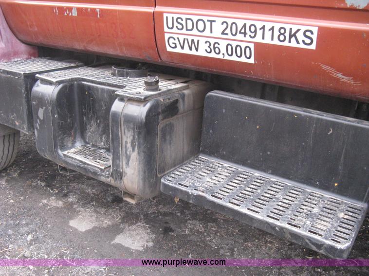 image for item I5629 1993 Chevrolet Kodiak Crew Cab service truck