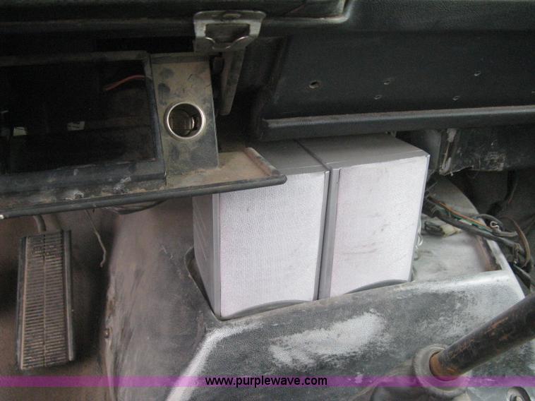 image for item I5629 1993 Chevrolet Kodiak Crew Cab service truck