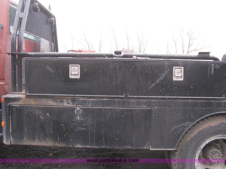 image for item I5629 1993 Chevrolet Kodiak Crew Cab service truck