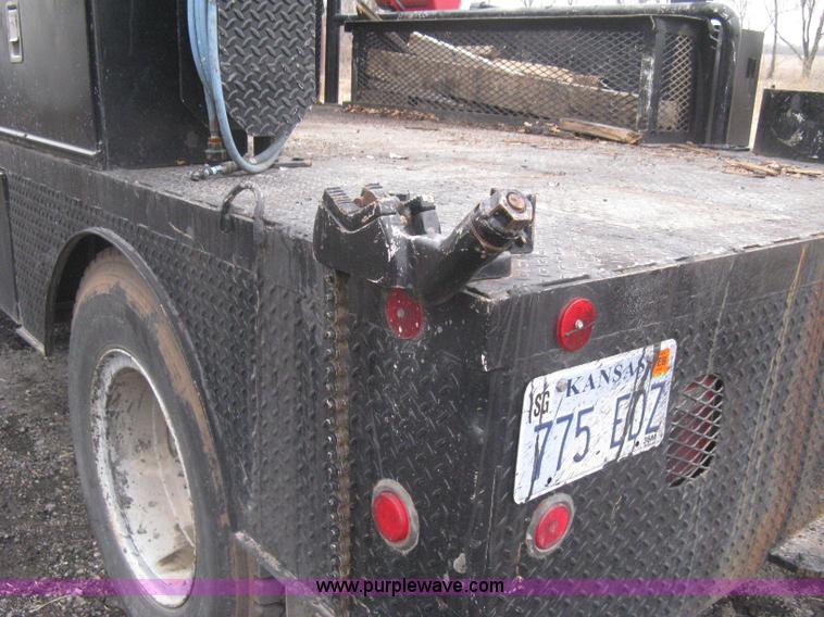 image for item I5629 1993 Chevrolet Kodiak Crew Cab service truck