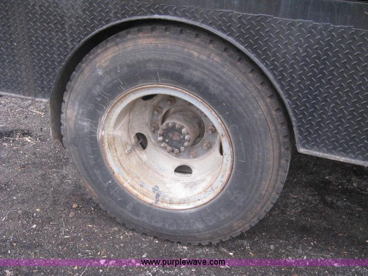 image for item I5629 1993 Chevrolet Kodiak Crew Cab service truck