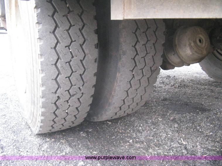 image for item I5629 1993 Chevrolet Kodiak Crew Cab service truck