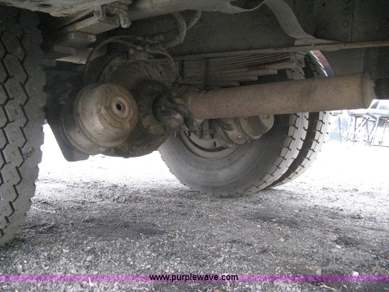 image for item I5629 1993 Chevrolet Kodiak Crew Cab service truck