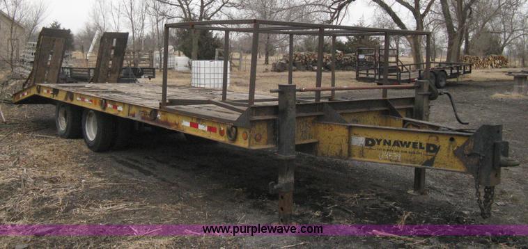image for item I5630 1998 Dynaweld tandem axle equipment trailer